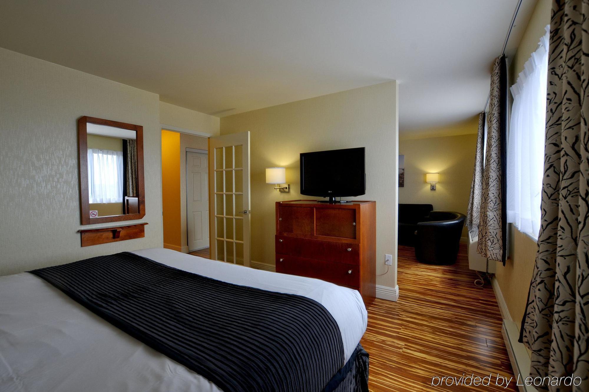 Hotel & Suites Le Dauphin Quebec Buitenkant foto